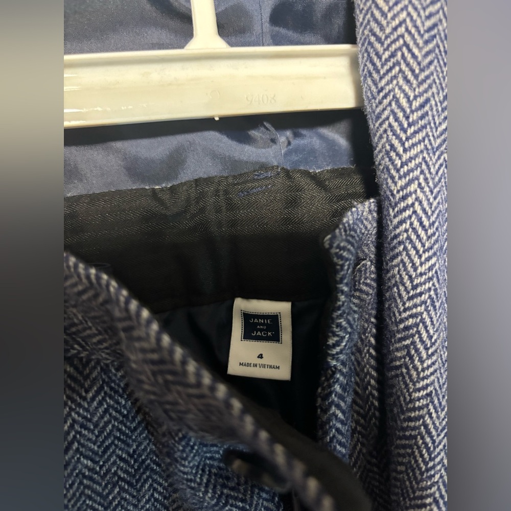 Janie and Jack Navy Herringbone Jacket and pant set - Picture 4 of 6